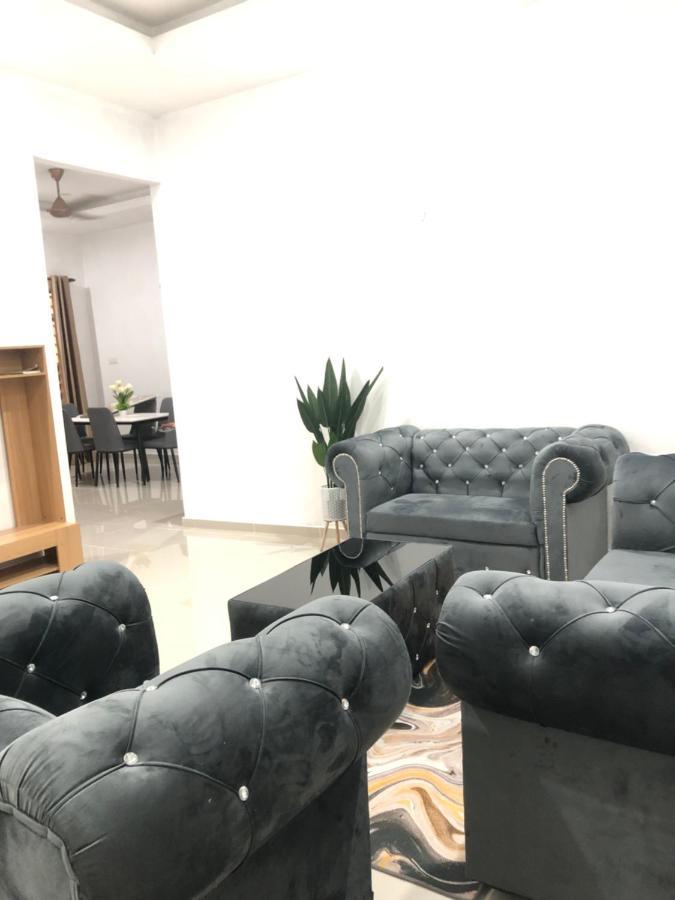 Aisyy Holiday home Kampong Sungai Baru